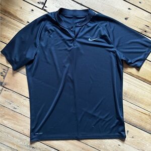 Nike golf shirt *L